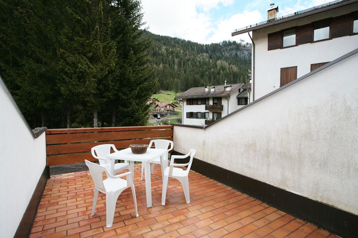Residence Valfassa Canazei Esterno foto
